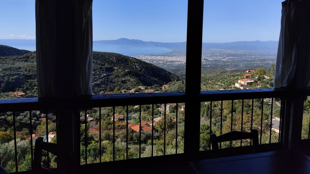 Property photo 1 of 34