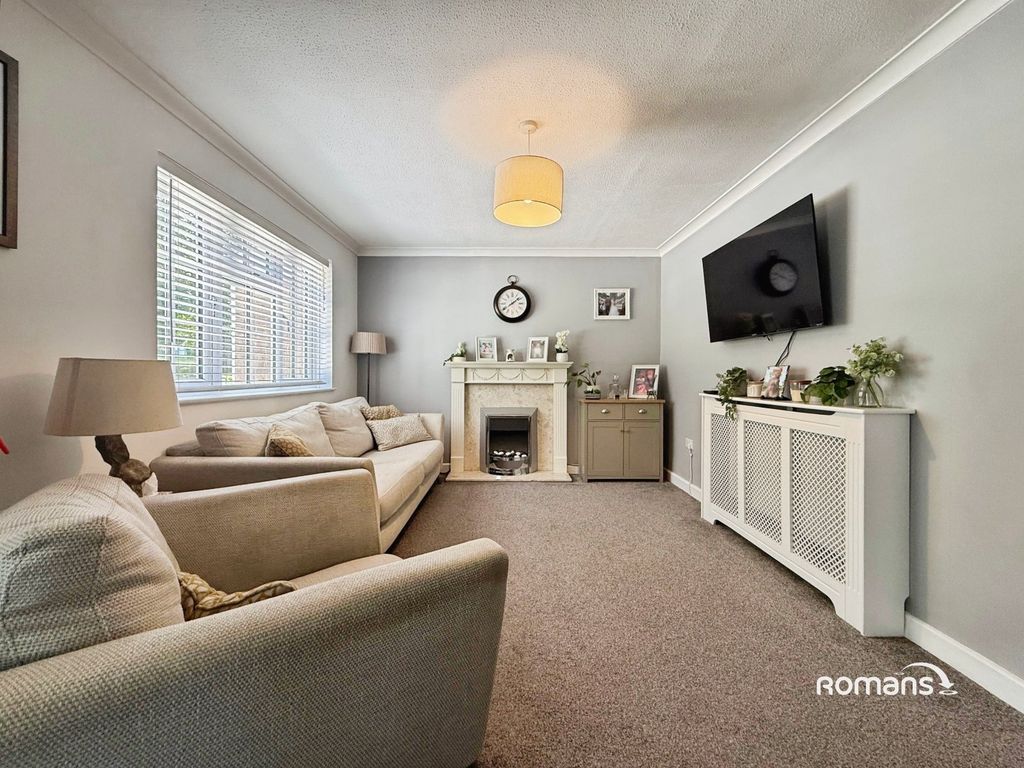 Property photo 3 of 18 Picture No. 17