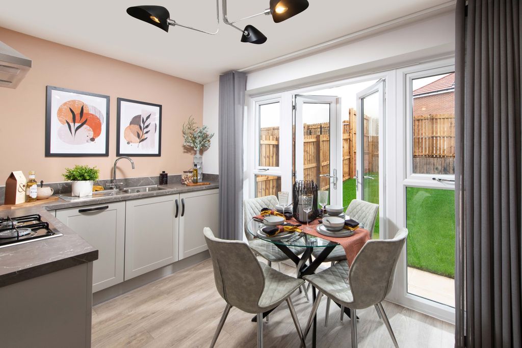 Property photo 3 of 7 Kenley Kitchen