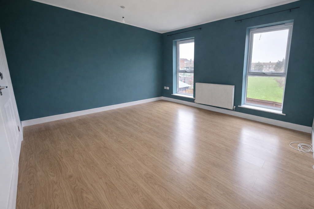 Property photo 3 of 20 Lounge