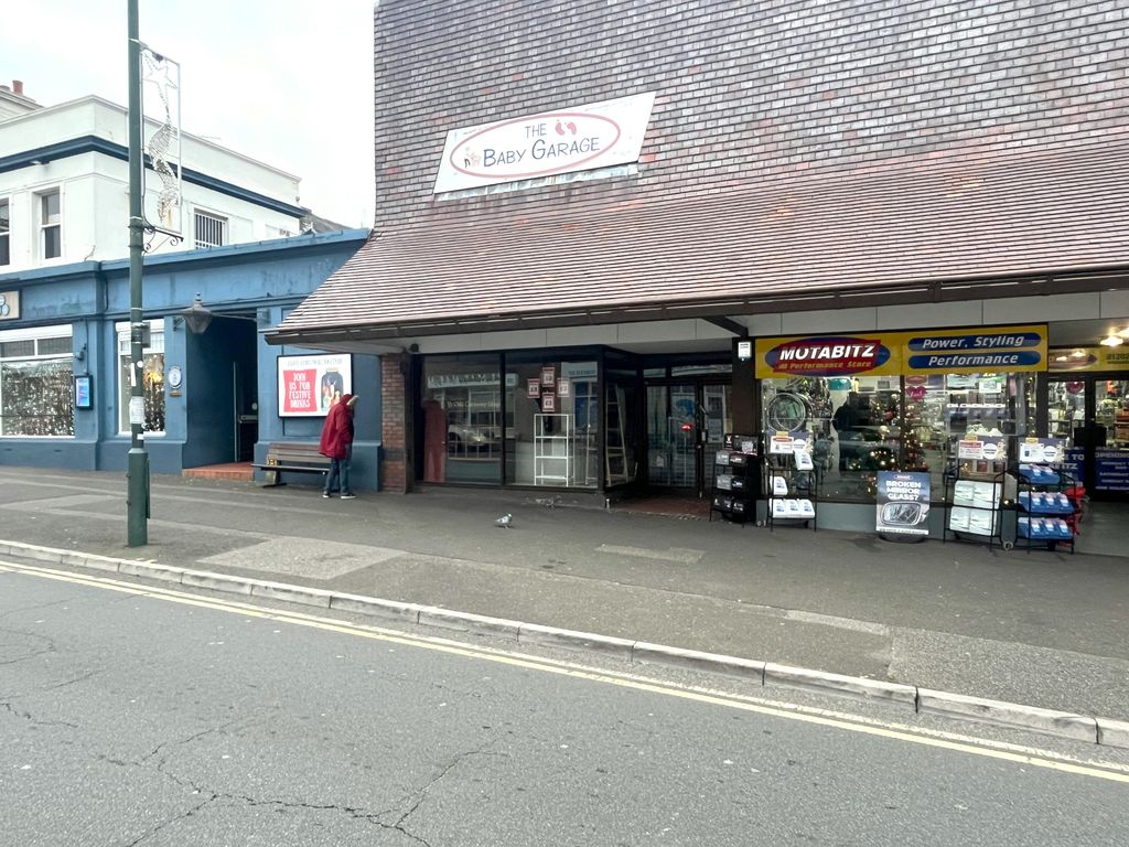 Property photo 1 of 4 Unit 4 467471 Wr 2 E.Jpg