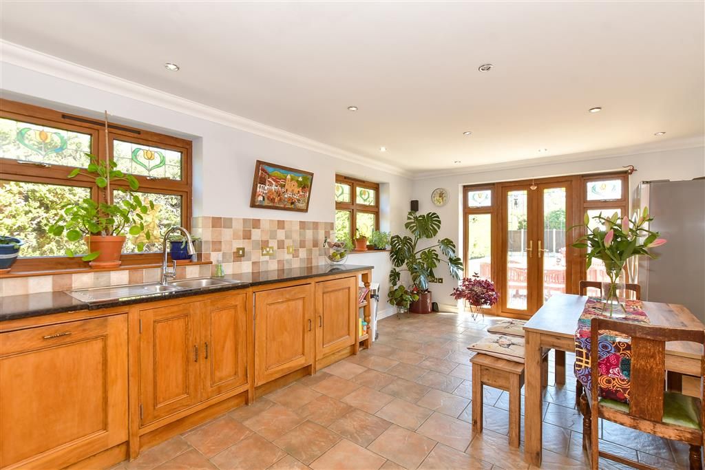 Property photo 3 of 12 Kitchen/Diner
