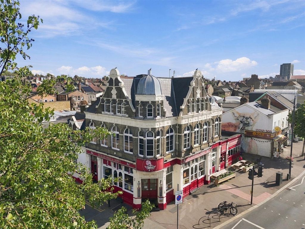 Property photo 1 of 27 005_Dji_20260916141533_0036_d_Autoremove_61723152.