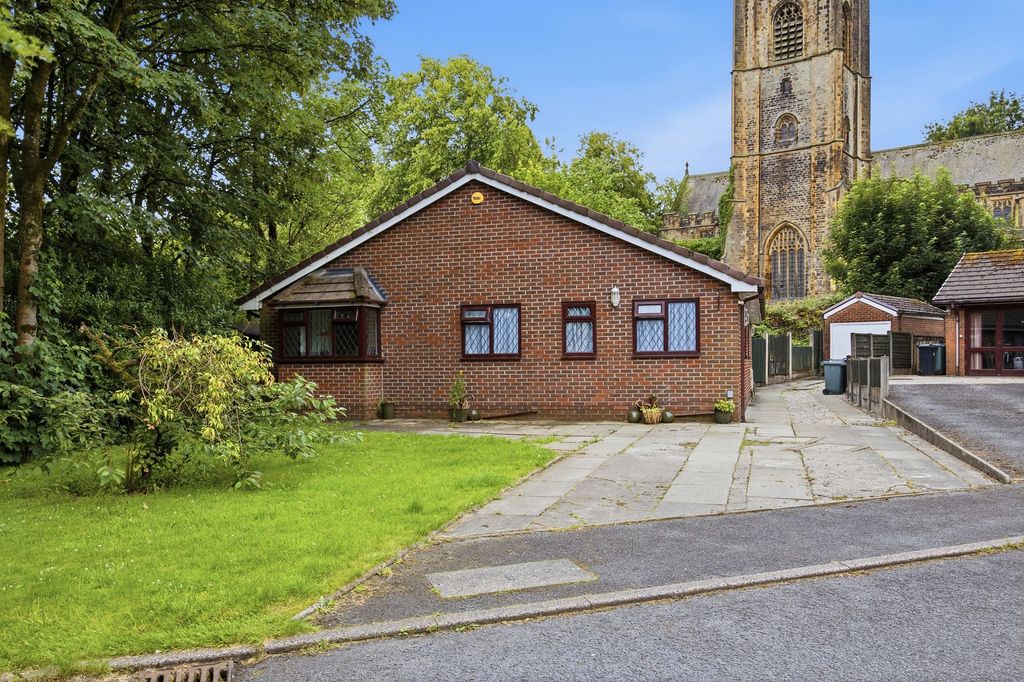 Property photo 1 of 21