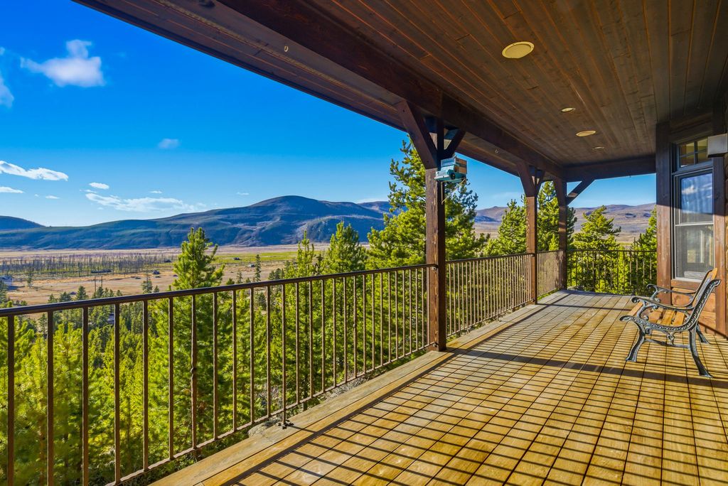 Property photo 2 of 64