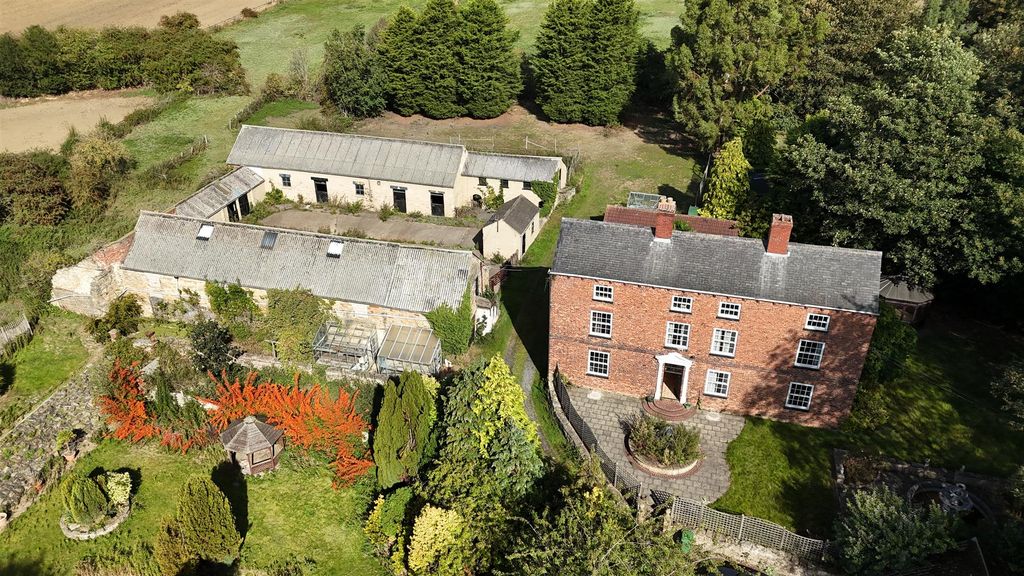 Property photo 3 of 18