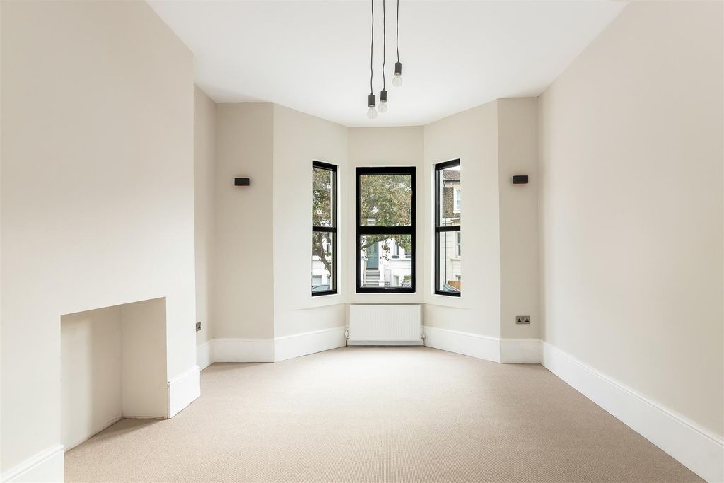 Property photo 3 of 25 Img_1967-3.Jpg