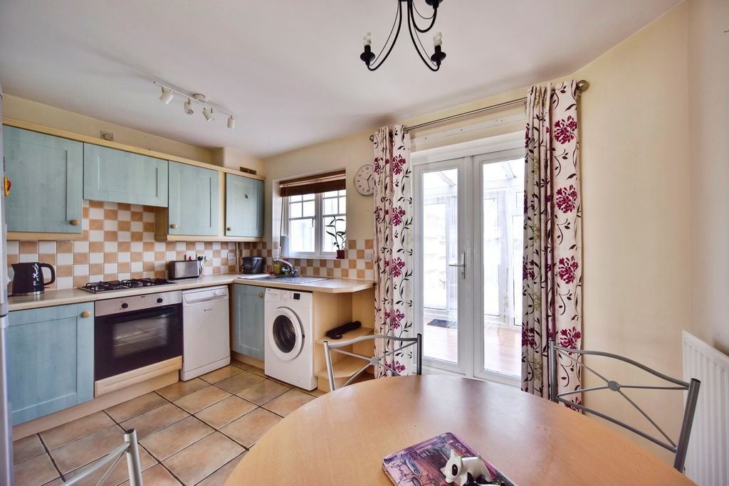 Property photo 2 of 19 Pbox-Img.Jpg