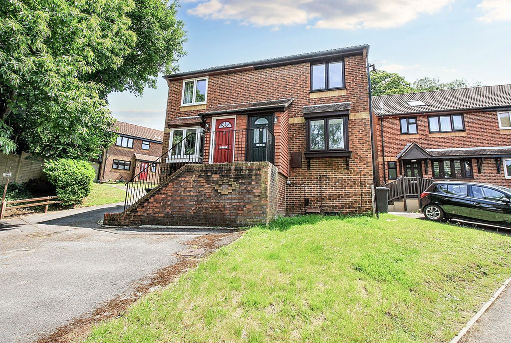 Property photo 1 of 16