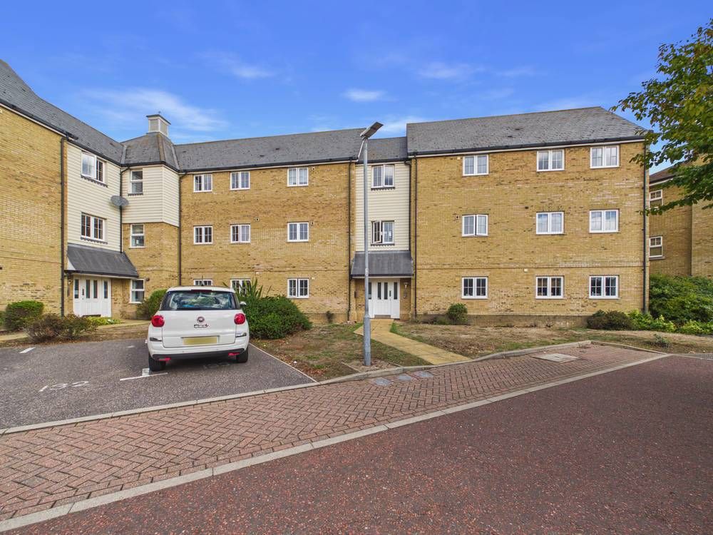 Property photo 1 of 11 Giraffe360-Still011