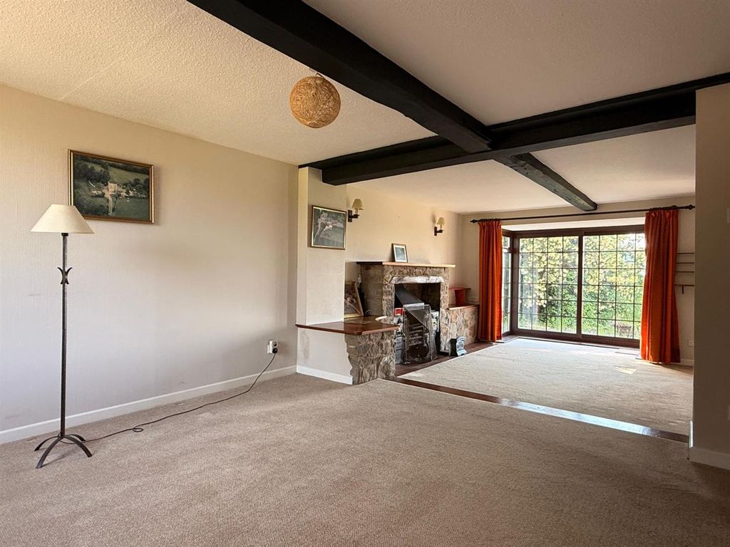 Property photo 3 of 21