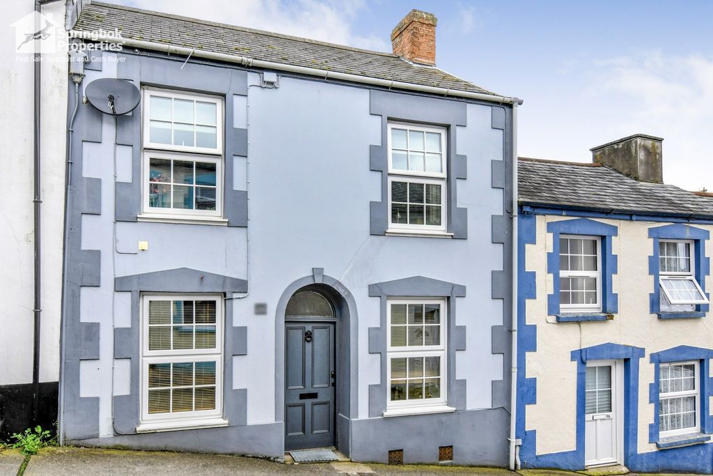 Property photo 1 of 15 Front View