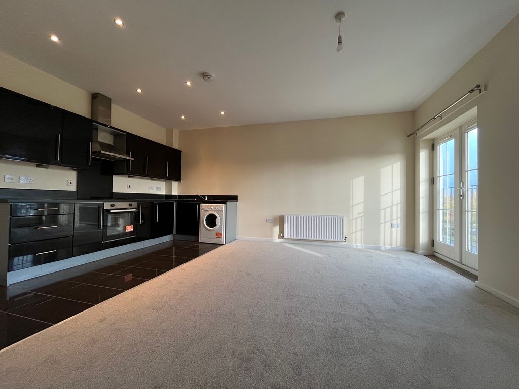 Property photo 2 of 15 Image