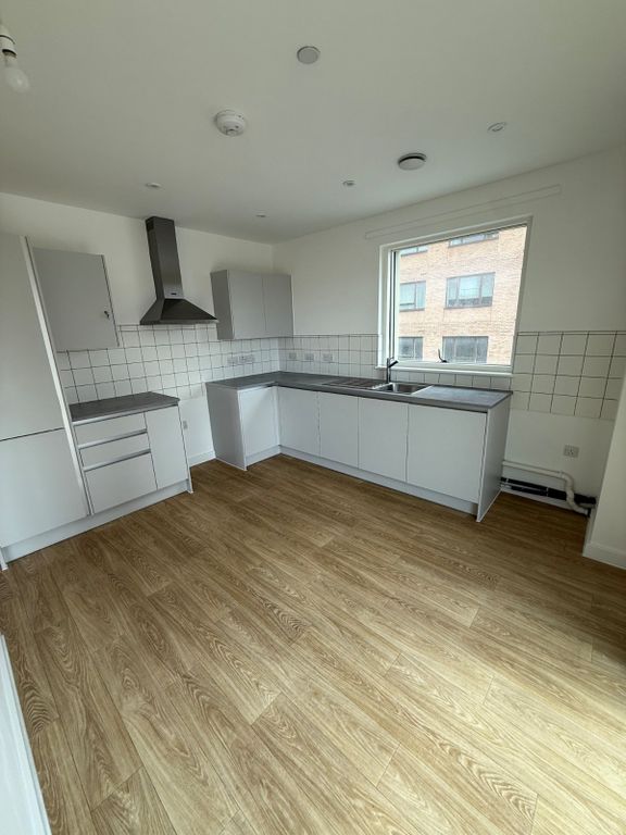 Property photo 1 of 8 Picture No. 04