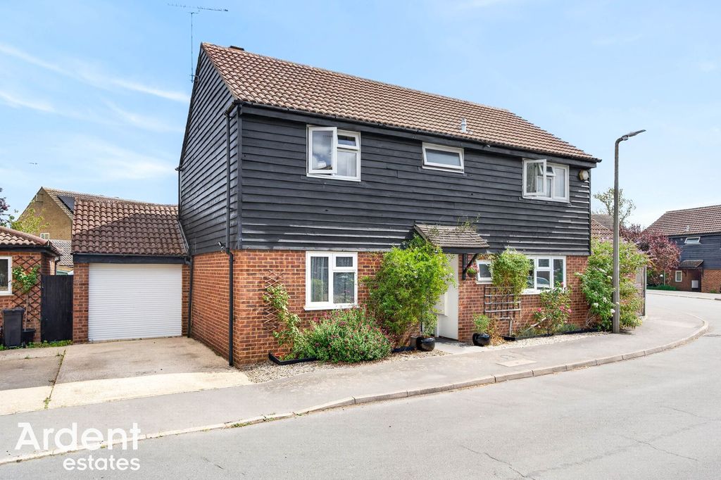 Property photo 1 of 31