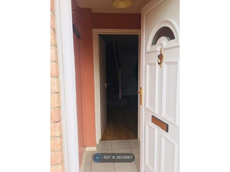 Property photo 3 of 15 Main Entrance