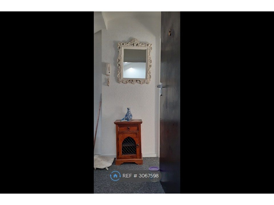 Property photo 1 of 16 Hallway
