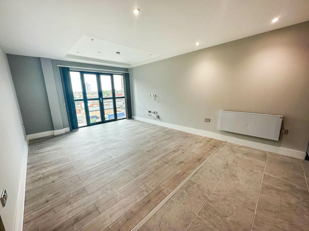 Property photo 3 of 7 Image