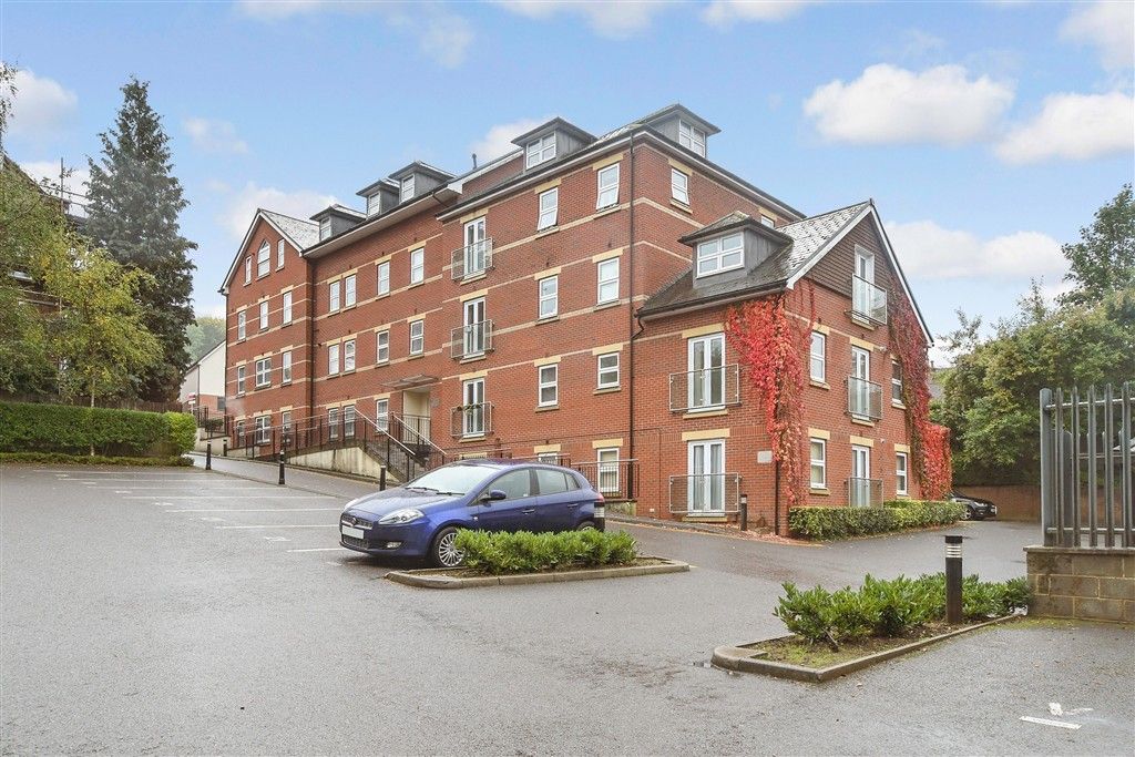 Property photo 2 of 10 External (Web)