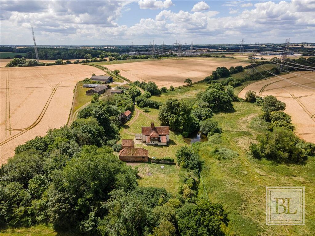 Property photo 2 of 30