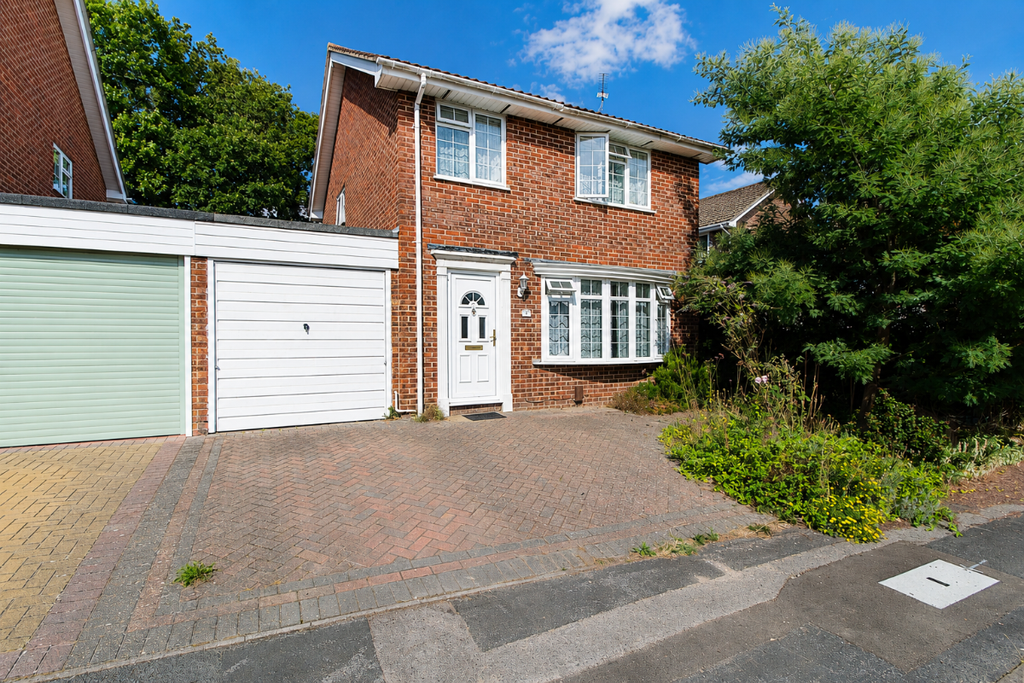 Property photo 1 of 27