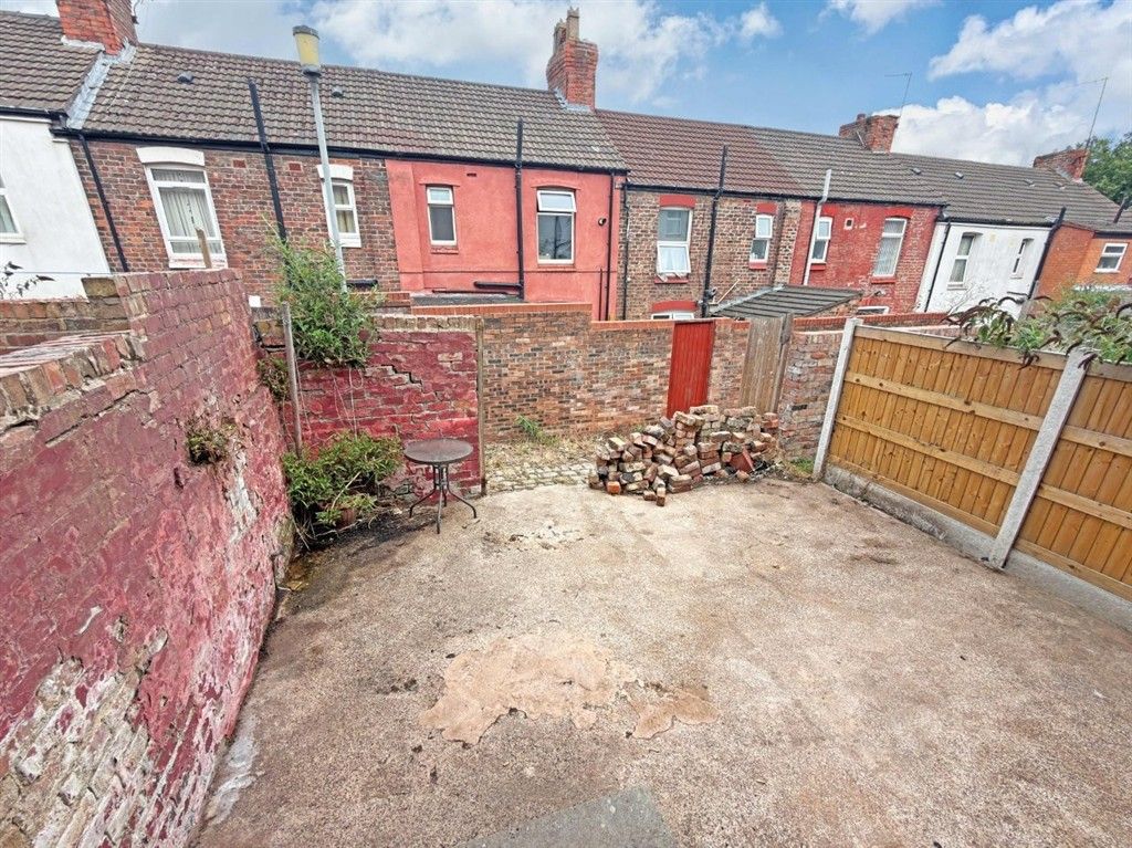 Property photo 2 of 11