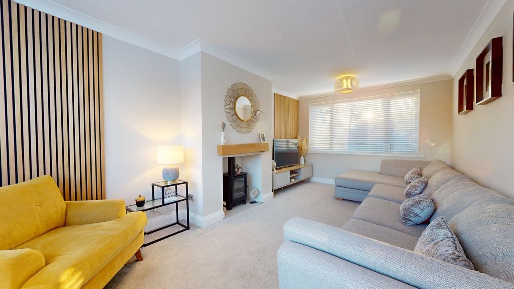 Property photo 1 of 39 4796510