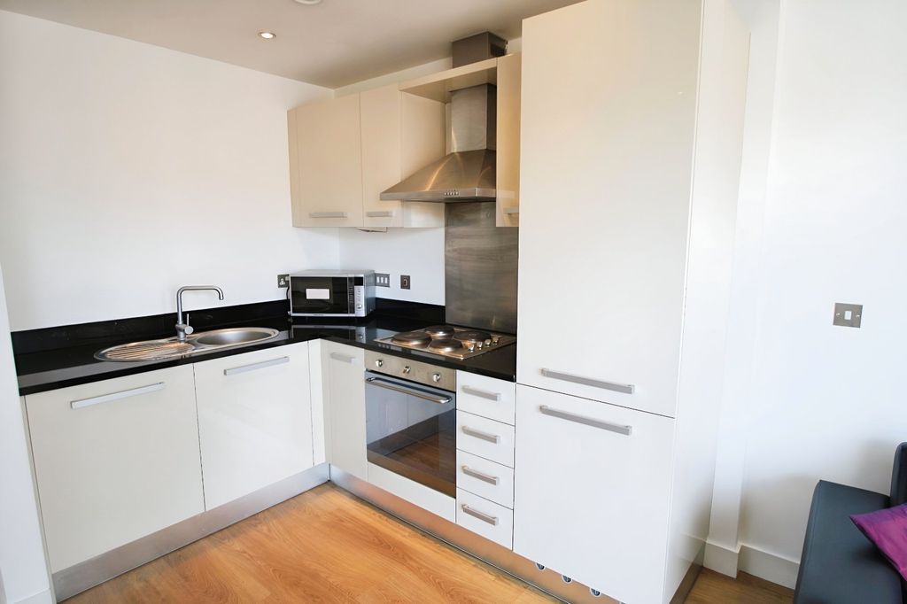 Property photo 3 of 7 Picture No. 11