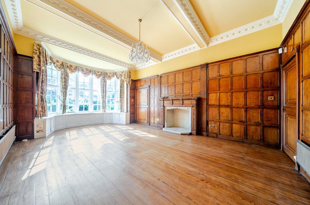 Additional image 9 of 2 bed flat for saleWilderness Road, Chislehurst, Kent BR7