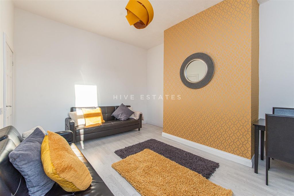 Property photo 3 of 16 W-1138.Jpg