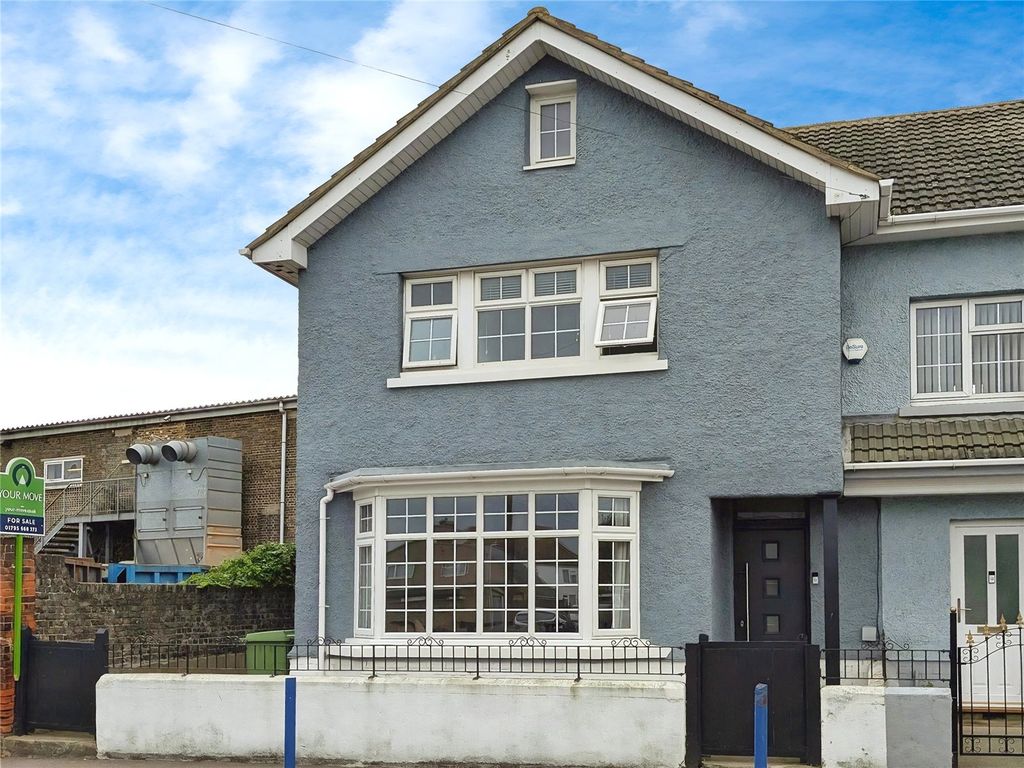Property photo 1 of 16 Picture No. 43