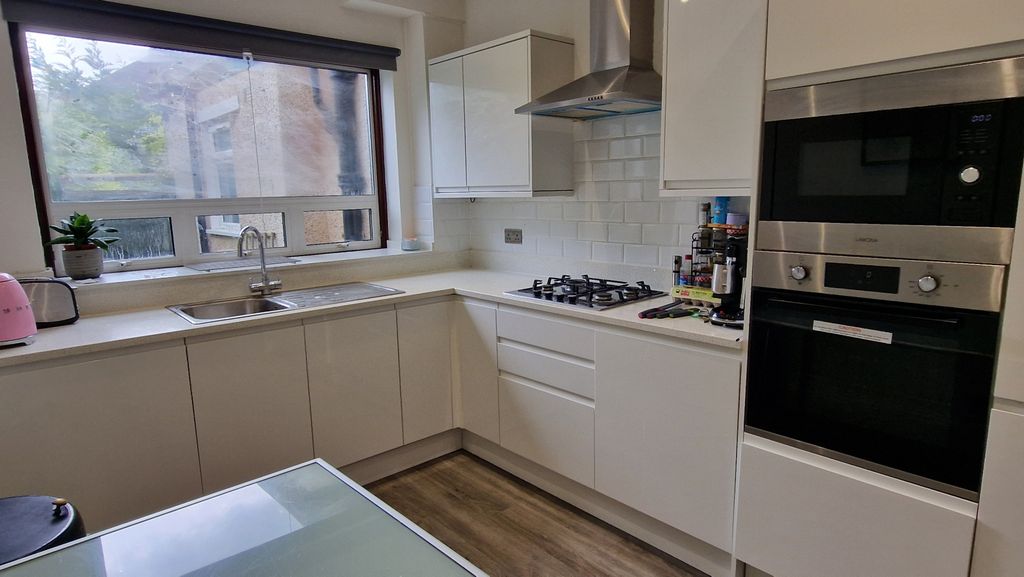 Property photo 2 of 22 Kitchen