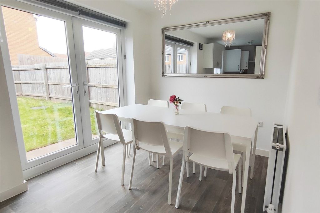 Property photo 3 of 12 Picture No. 03