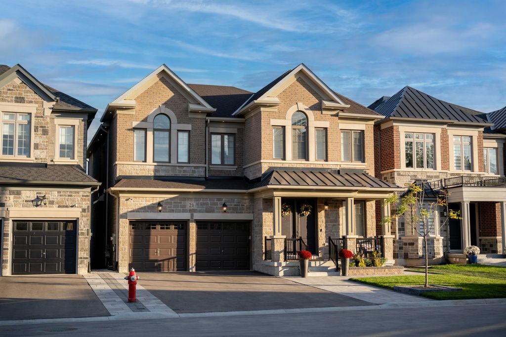 Property photo 2 of 29