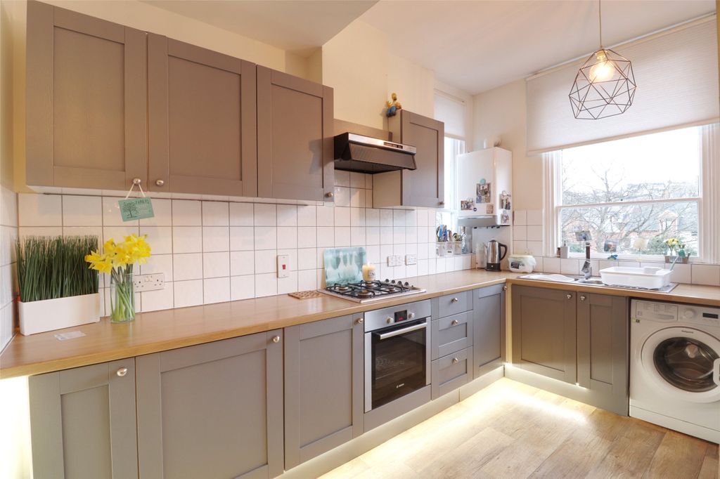 Property photo 2 of 12 Picture No. 03