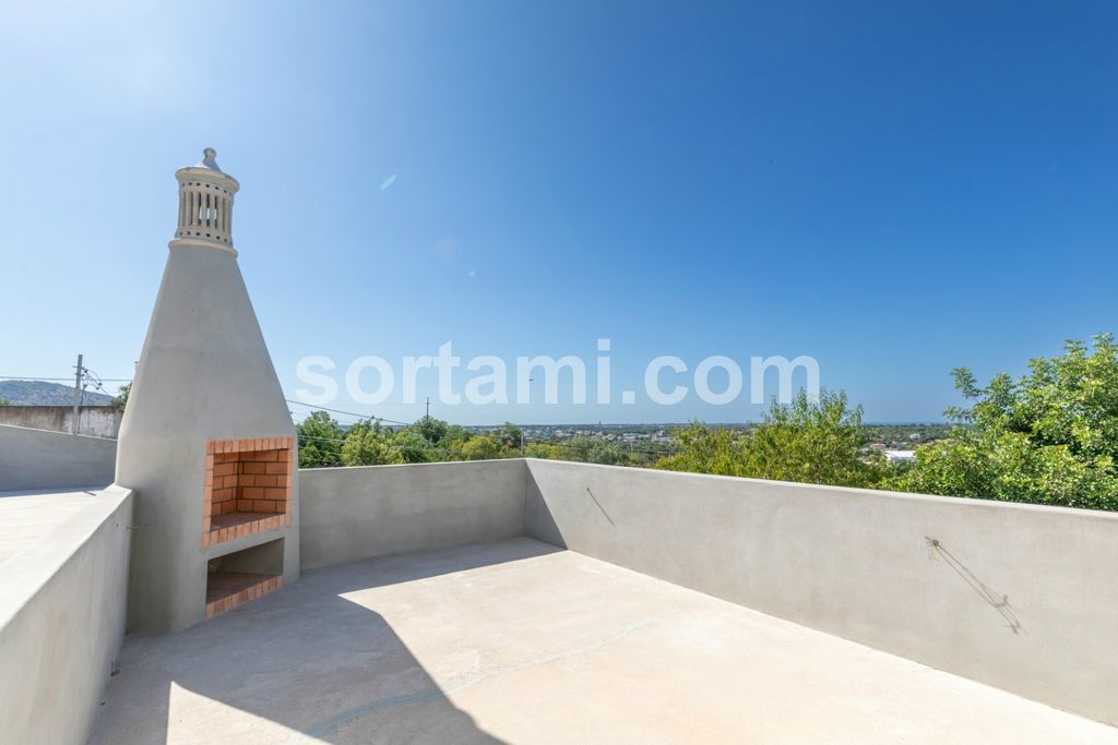 Property photo 1 of 60