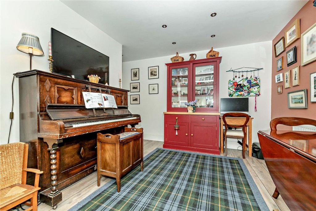 Property photo 3 of 14 Picture No. 07