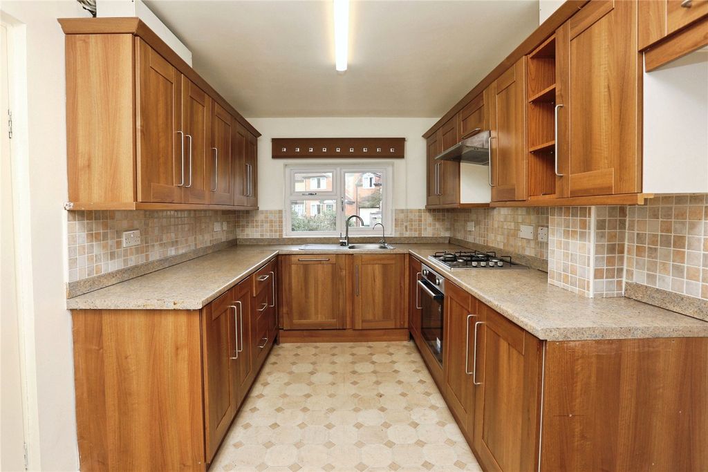 Property photo 2 of 16 Picture No. 16