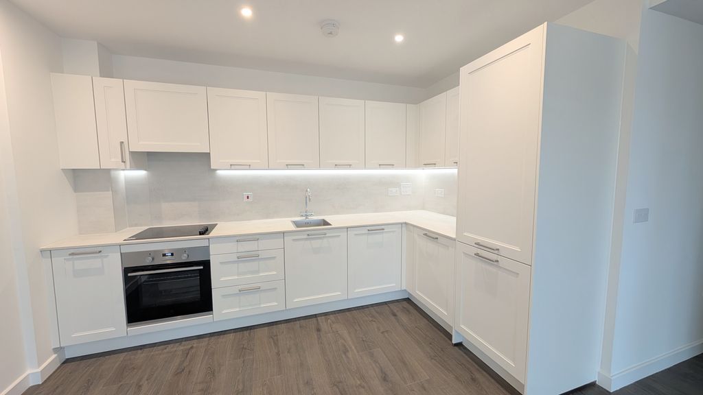 Property photo 3 of 10 Image