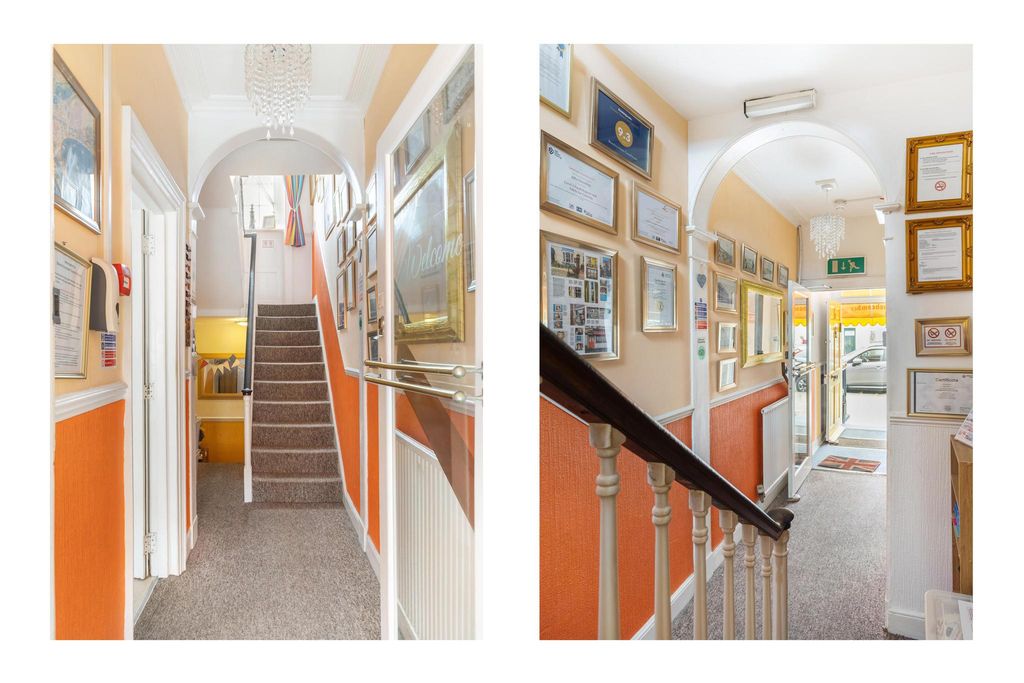 Property photo 3 of 41 Entrance Hallway