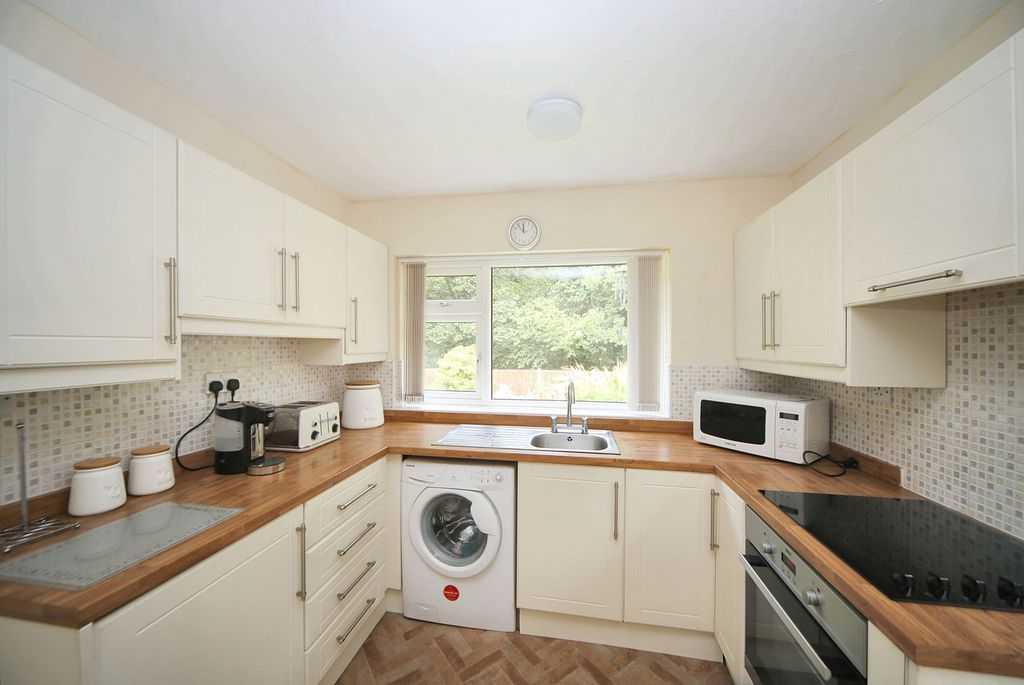 Property photo 3 of 26