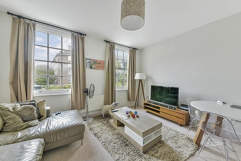 Property photo 2 of 8 Reception