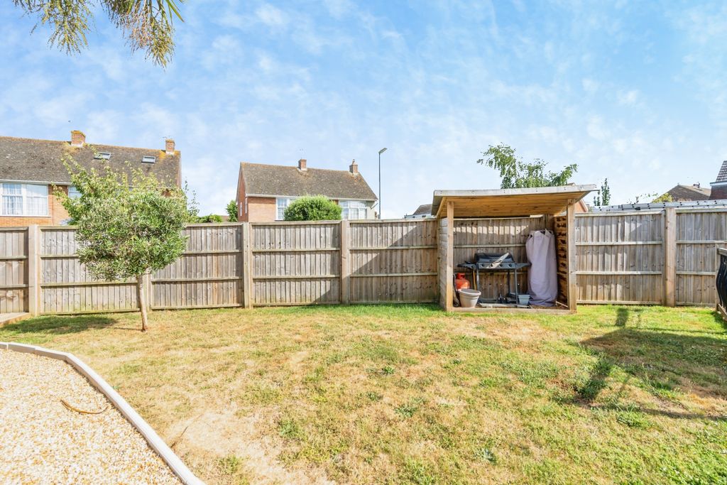 Property photo 3 of 21