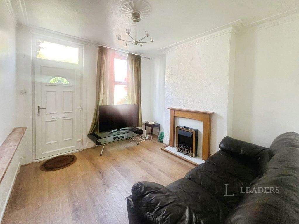 Property photo 3 of 9 Pbox-Img.Jpg