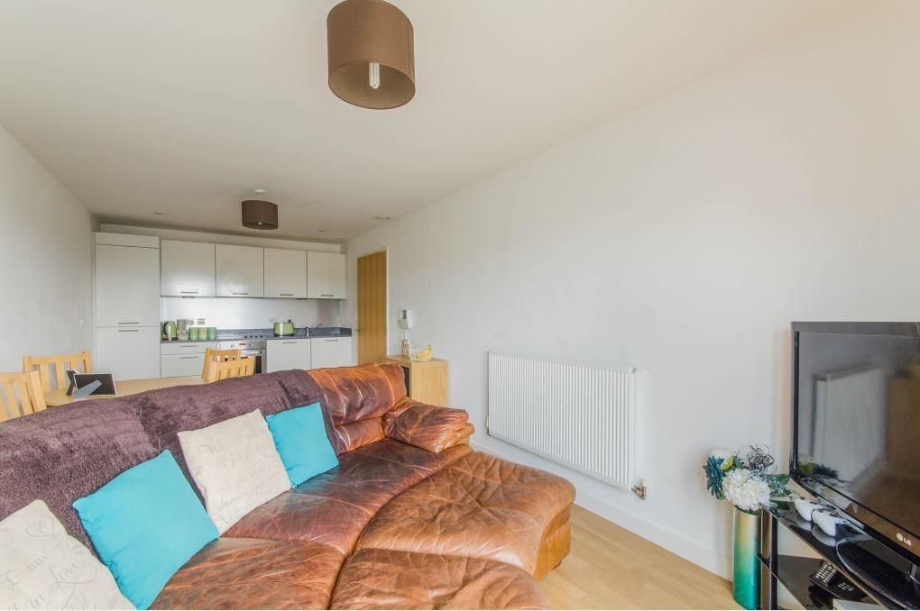 Property photo 2 of 13 Image