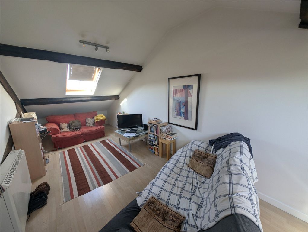 Property photo 2 of 7 Picture No. 08