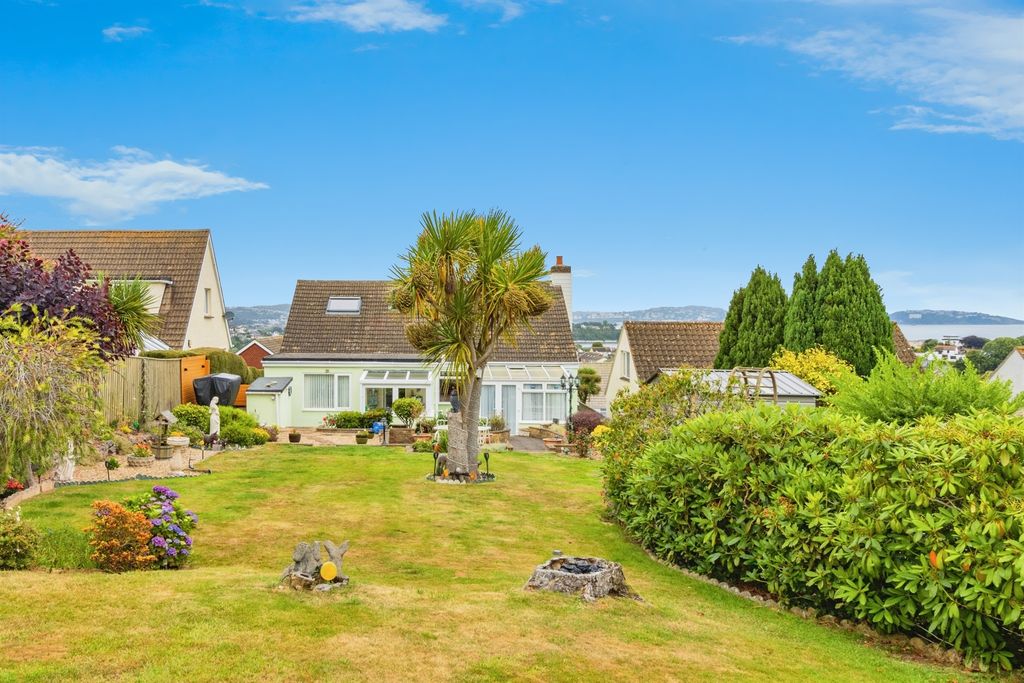 Property photo 1 of 30