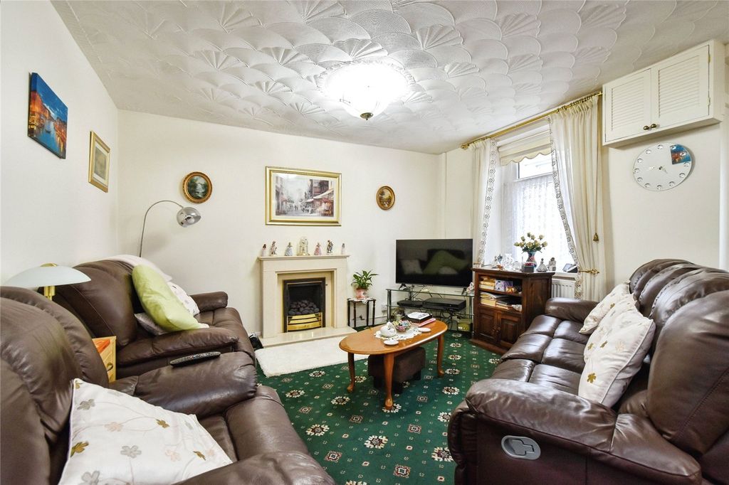 Property photo 3 of 16 Picture No. 03