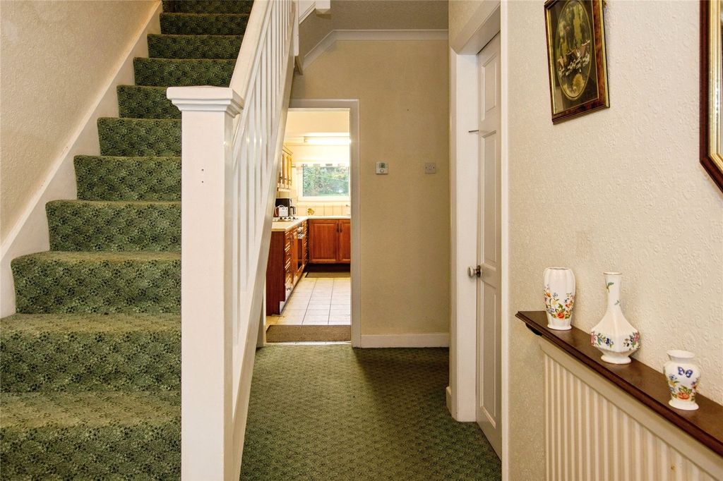 Property photo 2 of 18 Picture No. 17