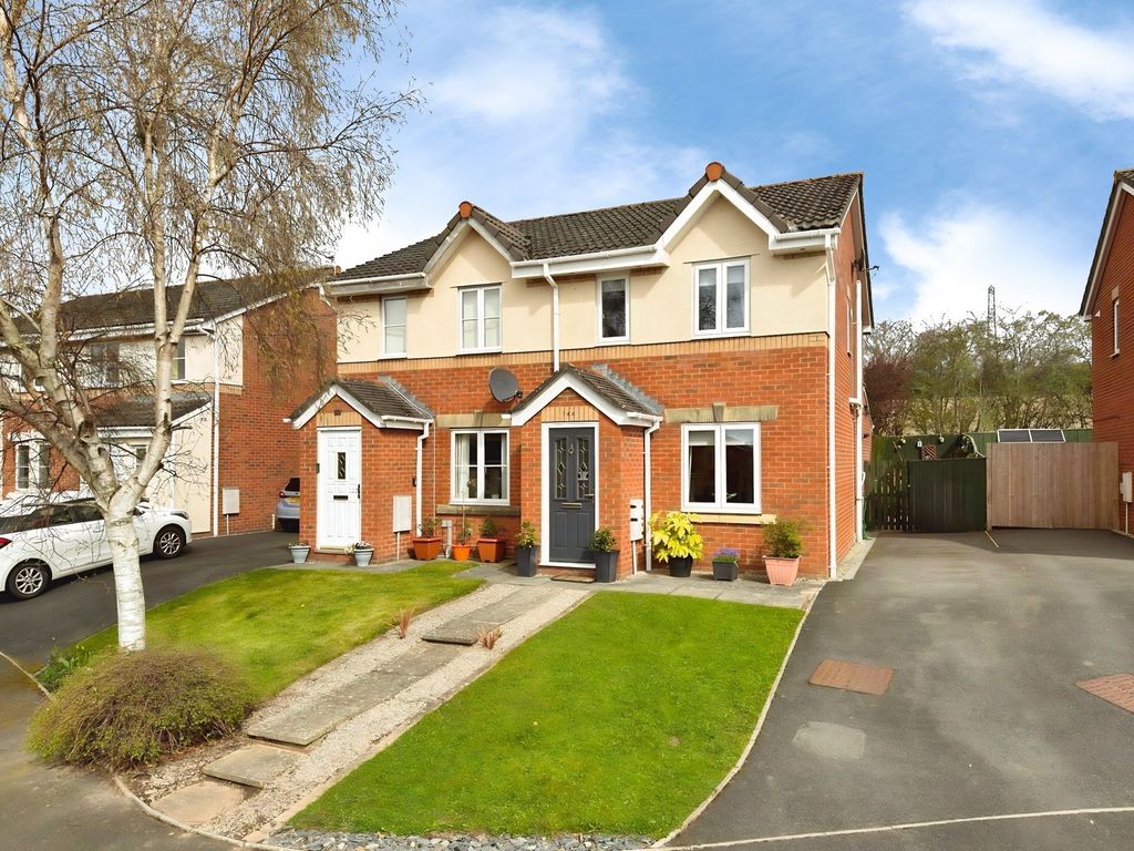 Property photo 1 of 21